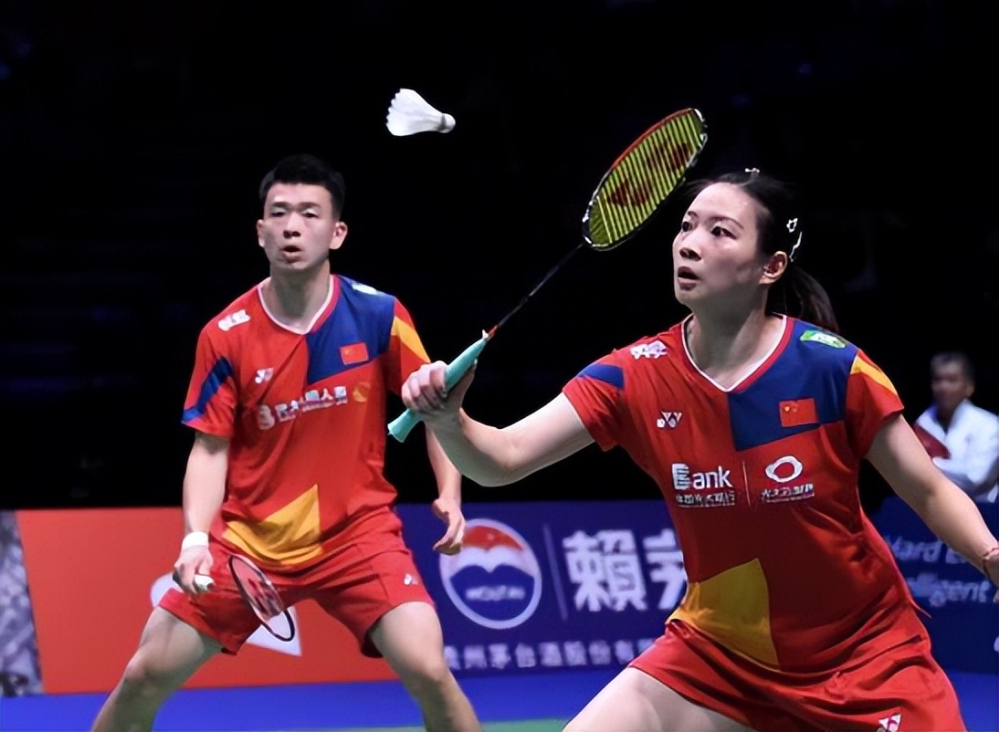 泰国队鏖战韩国队，郑思维状态火热