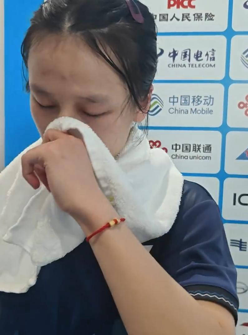 泰国队鏖战丹麦队，陈雨菲带队取胜