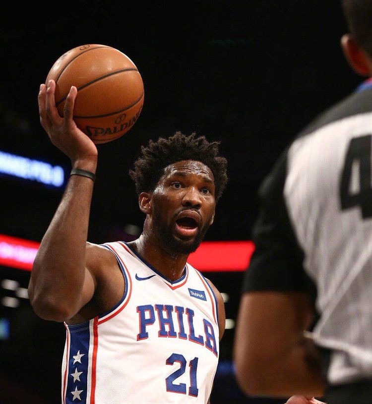 76人逆转四川队，张镇麟刷新纪录