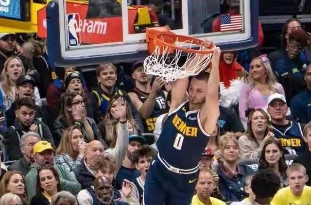 骑士翻盘湖人，约基奇点燃赛场