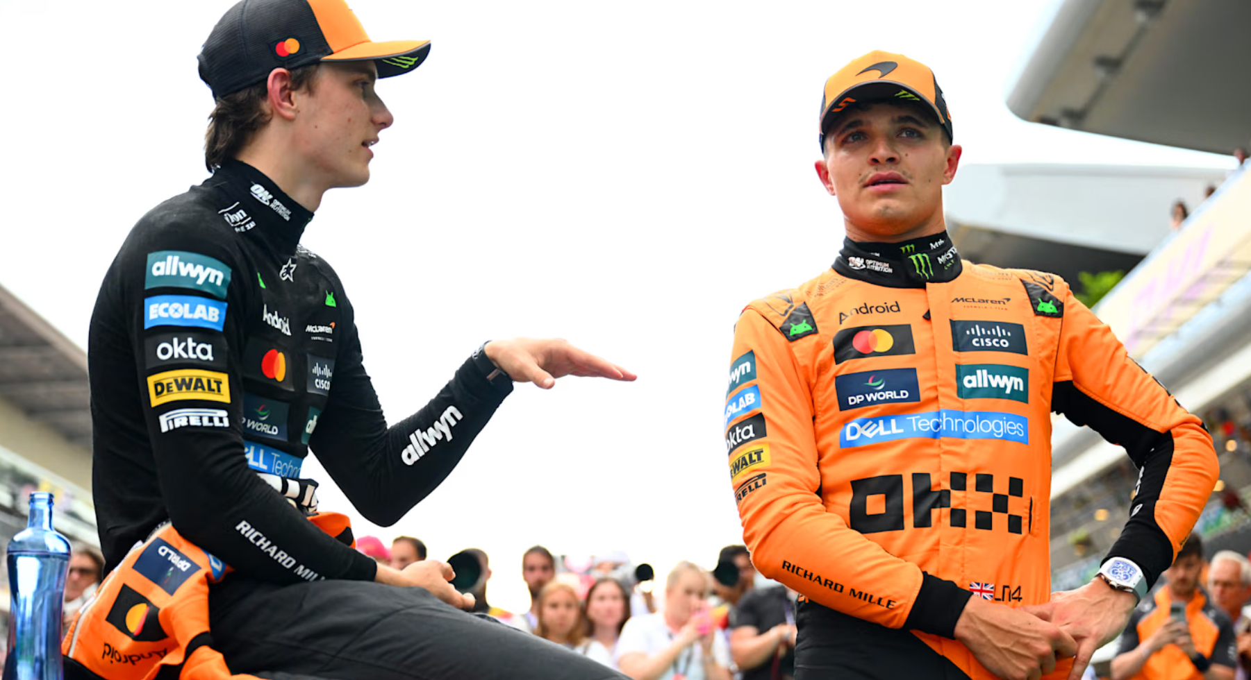 迈凯伦碾压哈斯车队，皮亚斯特里带队取胜