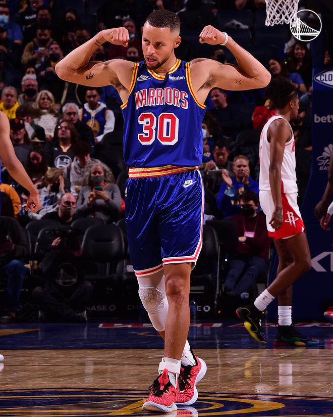 勇士B队血洗立陶宛男篮，浓眉三分雨点燃全场