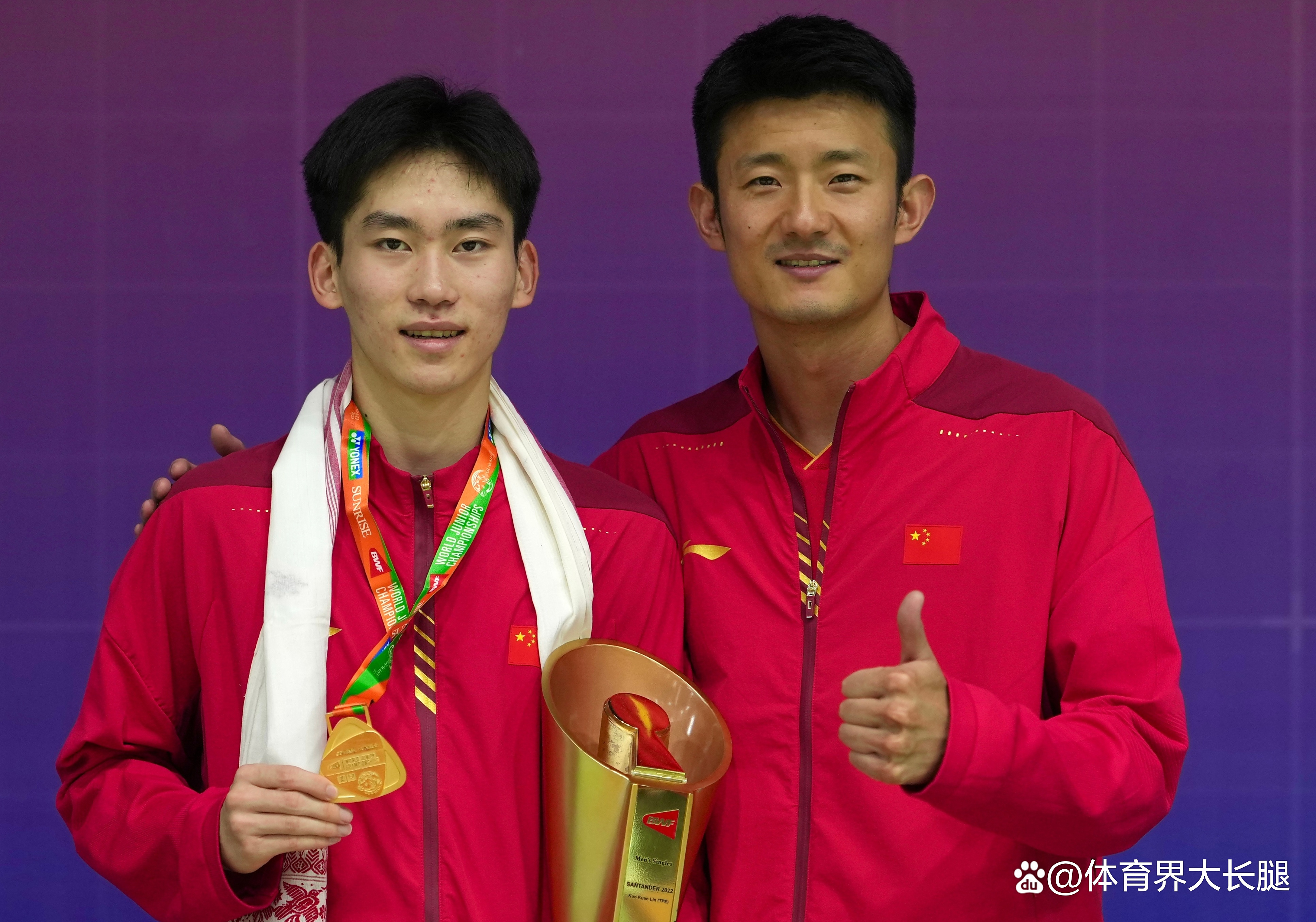 印尼羽毛球队鏖战法国羽毛球队,谌龙送出助攻 印尼羽毛球队鏖战法国羽毛球队,谌龙送出助攻