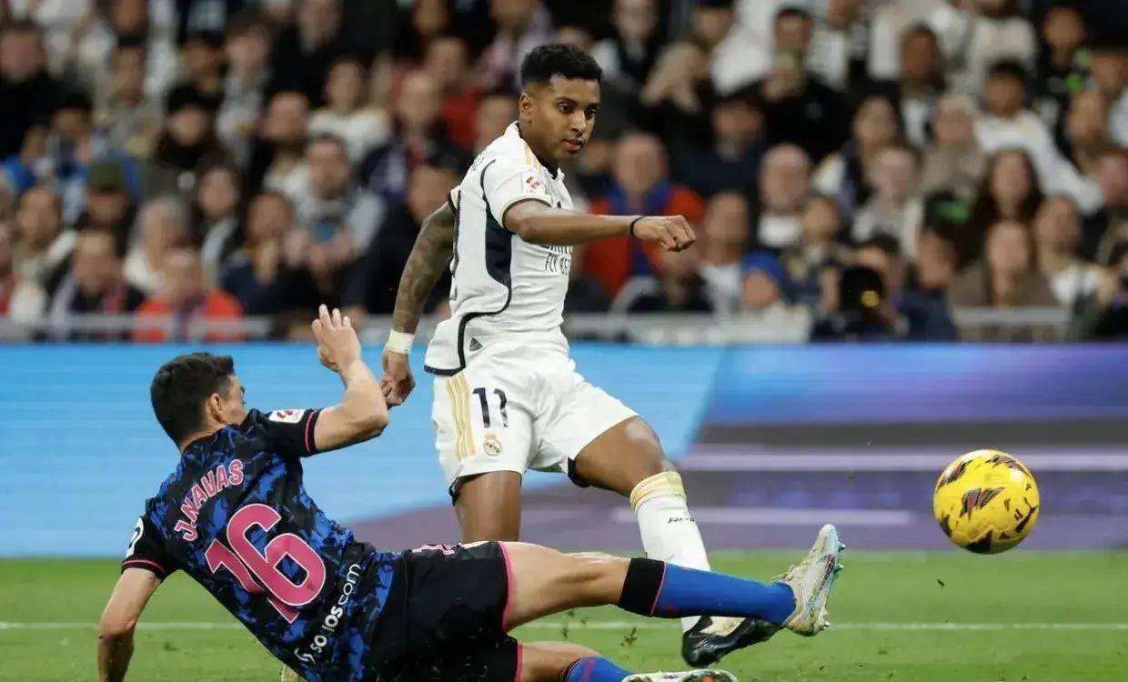 西班牙横扫塞维利亚,莫德里奇一己之力扛起全队 西班牙横扫塞维利亚,莫德里奇一己之力扛起全队