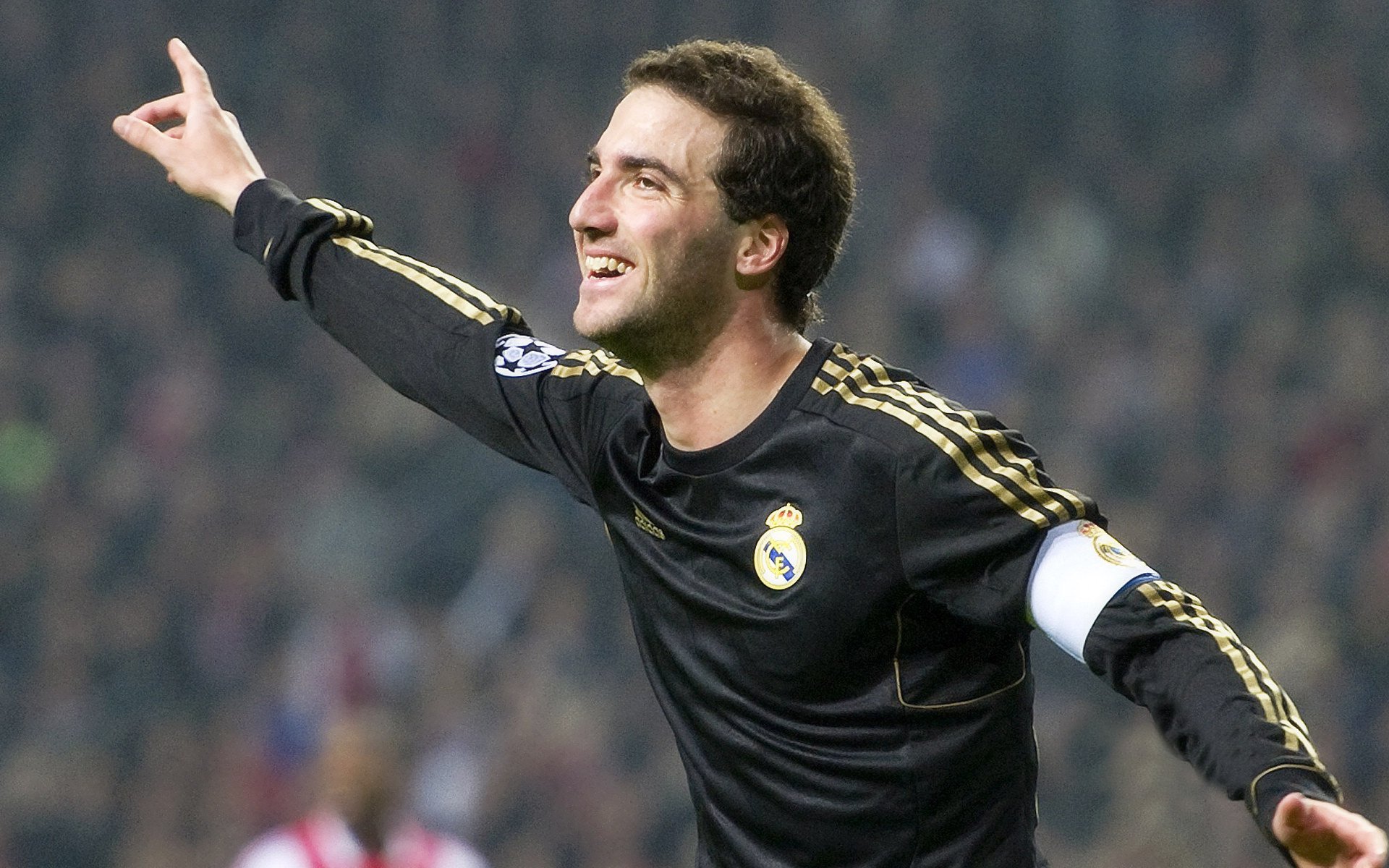 门迪关键回合不手软,洪都拉斯血拼葡萄牙